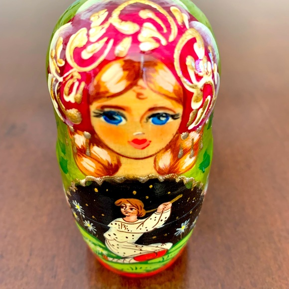 Russian Nesting Doll - Picture 7 of 11
